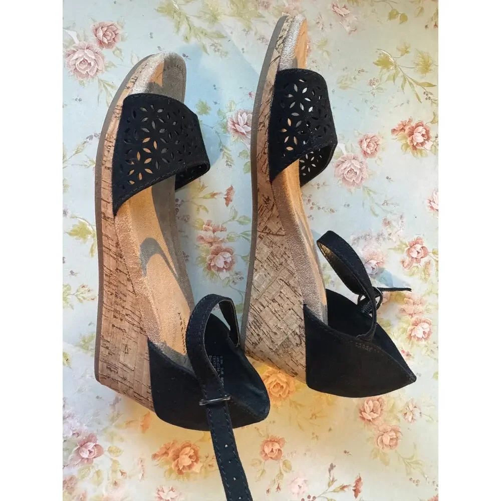 St. John’s Bay Black Cork Wedge Sandals 6.5 Memory Foam Cutout Ankle Strap